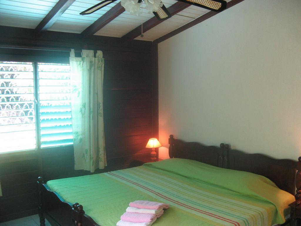 La Colline Verte Deshaies Room photo